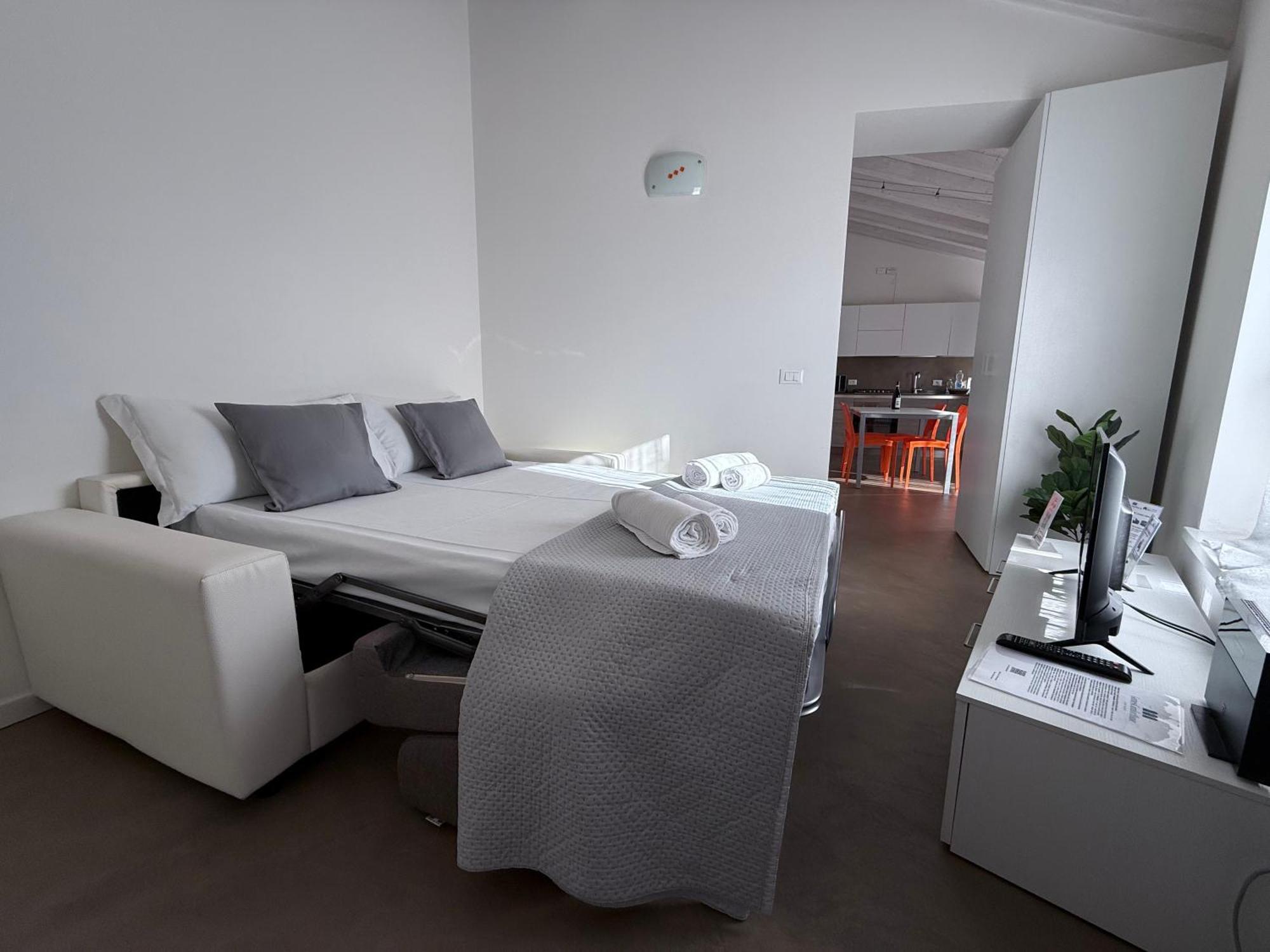 Gomes Comfort House Valeggio sul Mincio Exterior photo